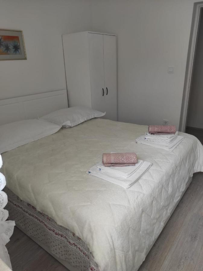 Apartments Juric Mimice Eksteriør billede